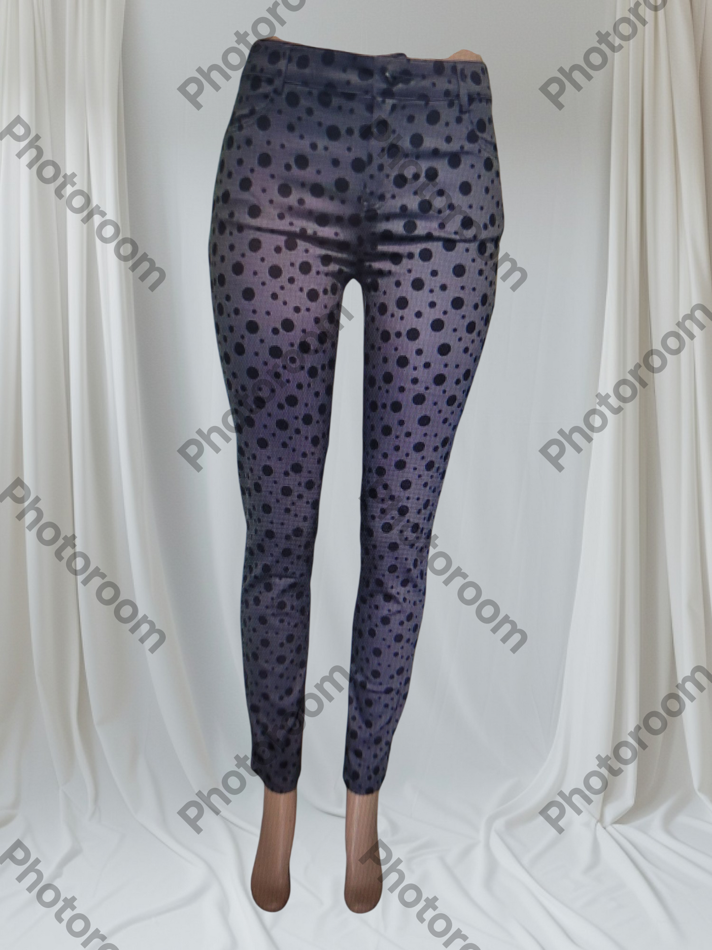 Leggings with a black and gray gradient pattern on a white background