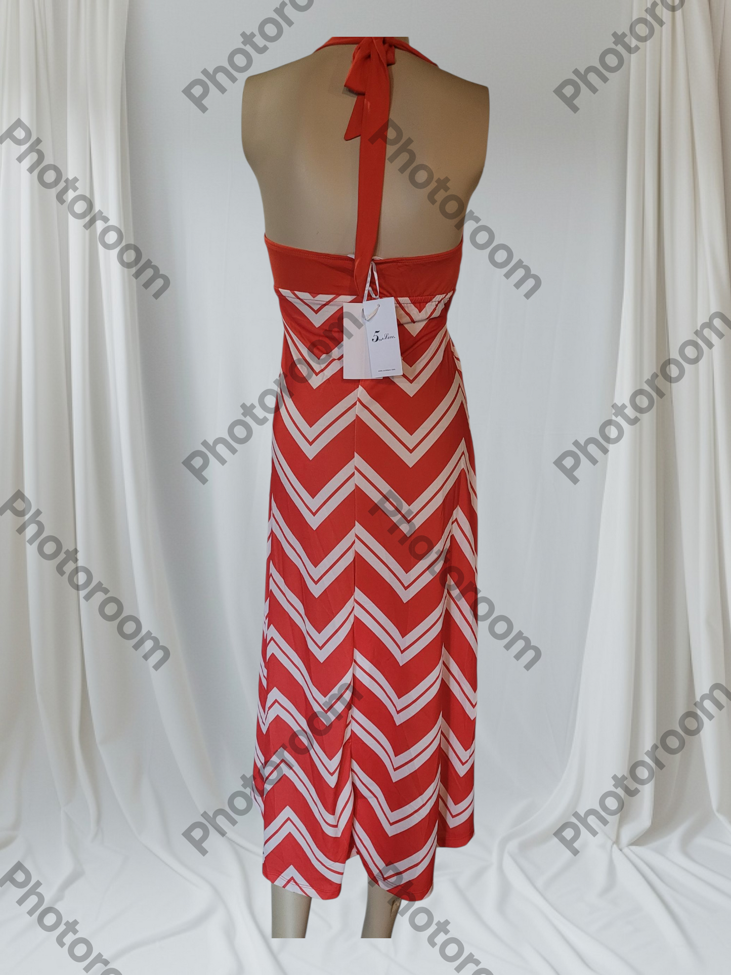 5TH & LOVE - PLEATED V-NECK GOWN