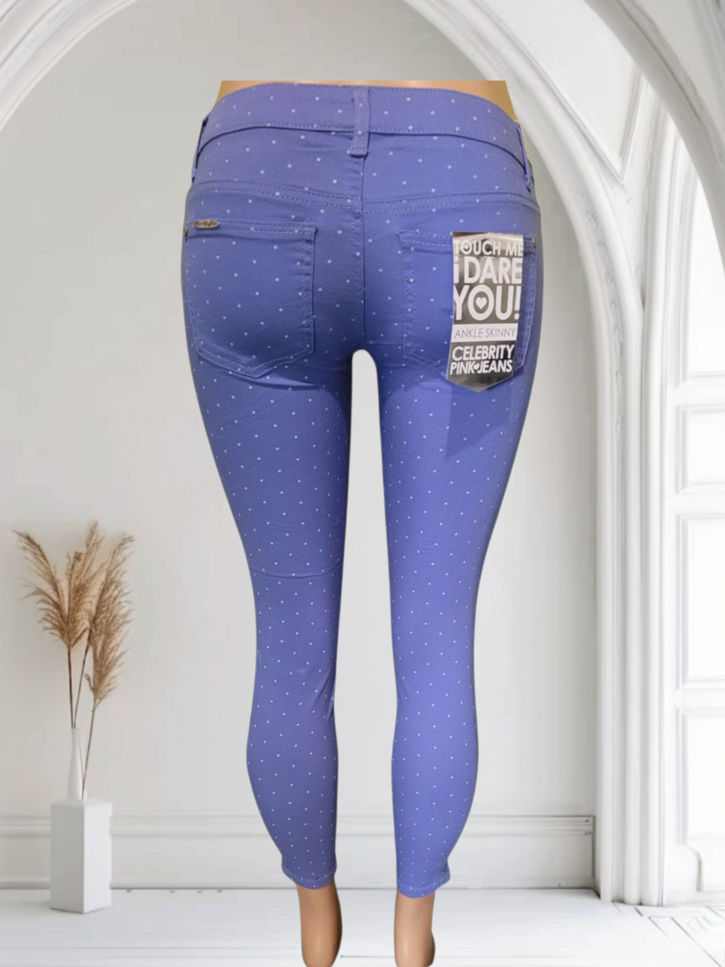 CELEBRITY Women's - Perfect fit and stylish look