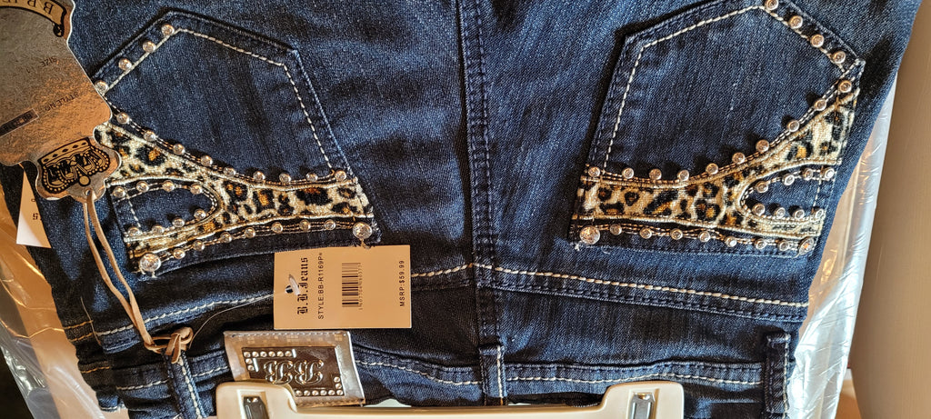 B.B.JEANS.FASHION  (ONE)