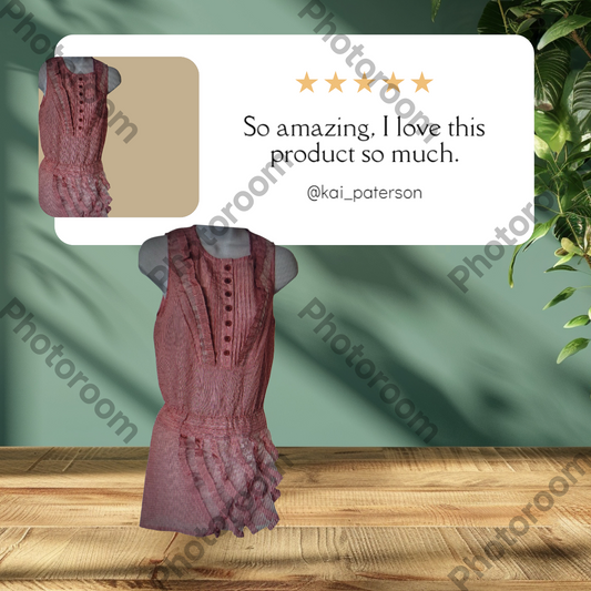 Red dress on a mannequin with a five-star rating and review text overlay on a green background.